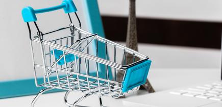 Facebook Shops per ottici: come creare un negozio online integrato con la pagina Facebook